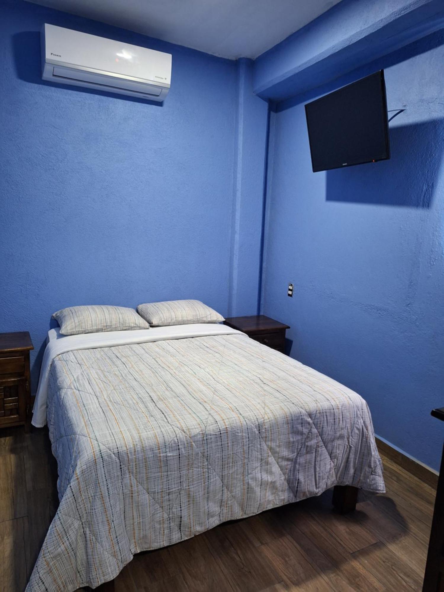 Отель La Casa Azul De Samara Баррио-Нуэво Экстерьер фото